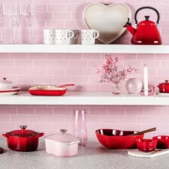 Cocotte En Fonte*LE CREUSET Cocotte en Fonte Cœur 20 cm Shell Pink
