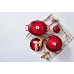 Cocotte En Fonte*LE CREUSET Cocotte en Fonte Ronde 28 cm Cerise Signature