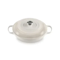 Faitout*LE CREUSET Faitout Meringue en Fonte avec Intérieur Sable 30 cm Signature