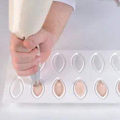 Moule Silicone*SILIKOMART Moule Silicone 12 Quenelles 6,3 x 2,9 cm 24ml Professional