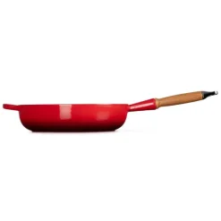 Sauteuses*LE CREUSET Sauteuse en Fonte 28 cm Cerise avec Manche en Bois Signature
